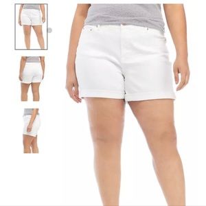 American Rag White shorts
